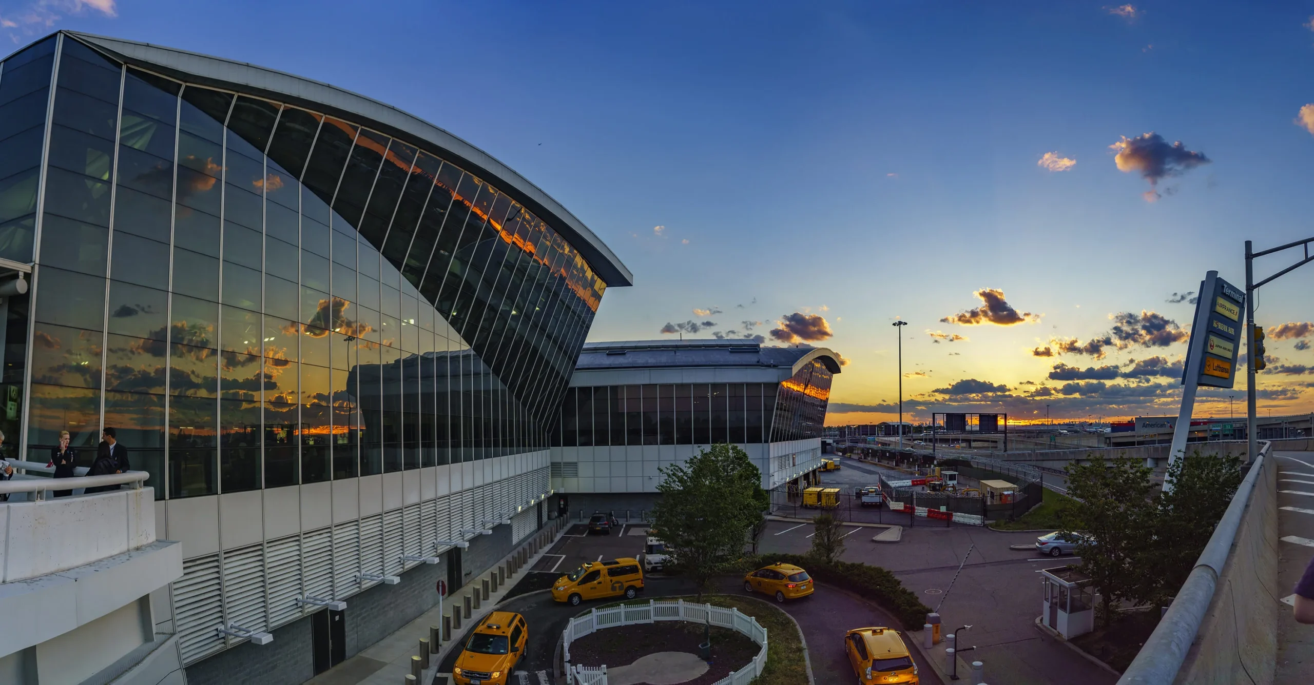 luxury car service JFK
